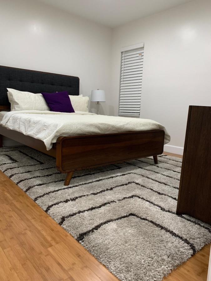 Gated Contemporary 3 Bedroom - 2 Bathroom Home In South La Plus Parking لوس أنجلوس المظهر الخارجي الصورة
